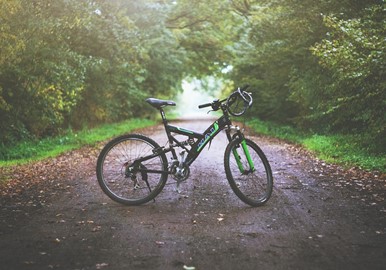 Cykel outlet - Spar penge på dynamo cykellygter, citybikes, mountainbikes m.fl.
