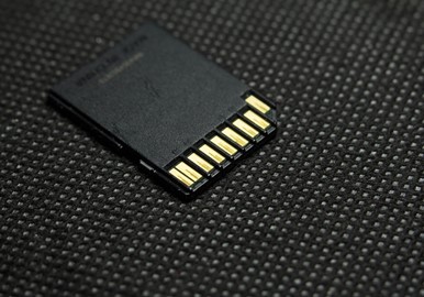 Alt i Micro SD kort og universal fjernbetjeninger hos Av-Cables.dk