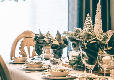 Skab en uforglemmelig jul med klassisk julepynt fra Langkilde & Søn